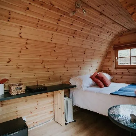 Ferienwohnung River Side Cabin With Hot Tub Snowdonia Barmouth Exterior foto